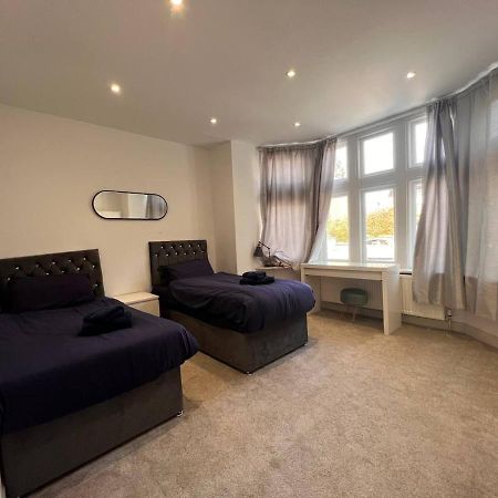 Aparthotel Star London Finchley Road 3-Bed Oasis With Garden Exterior foto