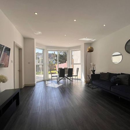 Aparthotel Star London Finchley Road 3-Bed Oasis With Garden Exterior foto